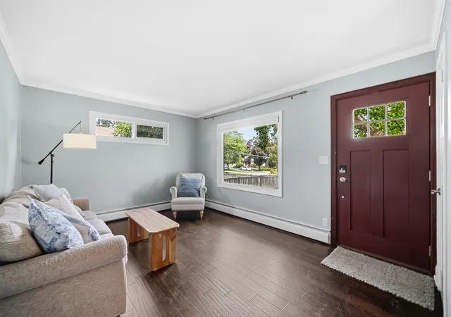 Photo 4 of Single family home for sale at 1106 Sumner St, Wheaton, IL 60189 | MLS# 12749700 | Listing updated on 2026-09-15