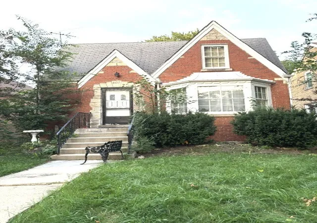 Photo 1 of Single family home for sale at 5133 N Newcastle Ave, Chicago, IL 60656 | MLS# 12749771 | Listing updated on 2026-10-05