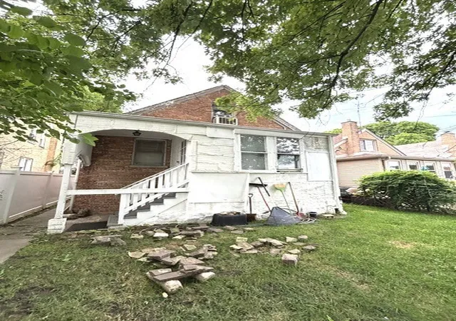 Photo 3 of Single family home for sale at 5133 N Newcastle Ave, Chicago, IL 60656 | MLS# 12749771 | Listing updated on 2026-10-05