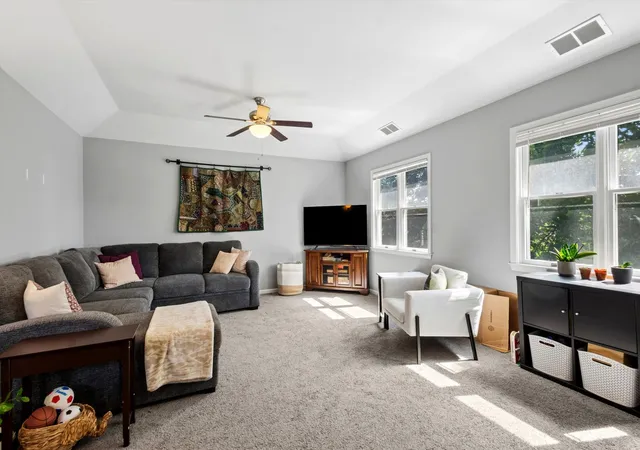 Photo 4 of Multi family home for sale at 833 Elgin Ave, Forest Park, IL 60130 | MLS# 12749781 | Listing updated on 2026-10-12