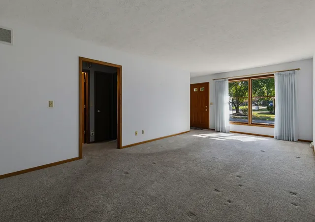 Photo 4 of Sale Pending at 2917 4th Street #0, Moline, IL 61265 | MLS# 12749838 | Listing updated on 2026-09-09