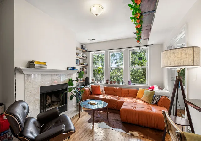 Photo 2 of Condo for sale at 3224 W Berteau Ave #3, Chicago, IL 60618 | MLS# 12749894 | Listing updated on 2026-09-15