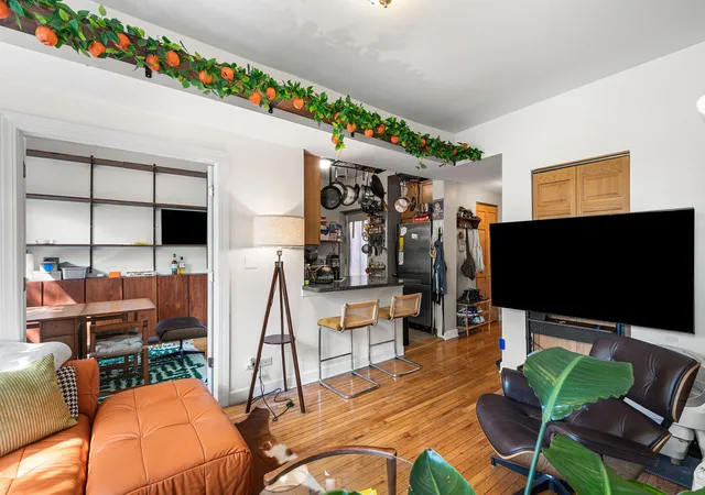 Photo 3 of Condo for sale at 3224 W Berteau Ave #3, Chicago, IL 60618 | MLS# 12749894 | Listing updated on 2026-09-15