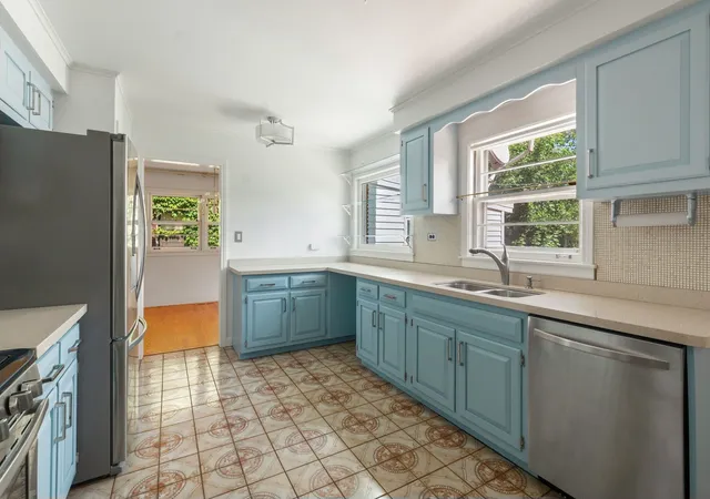 Photo 4 of Single family home for sale at 8663 Gross Point Rd, Skokie, IL 60077 | MLS# 12749932 | Listing updated on 2026-09-26