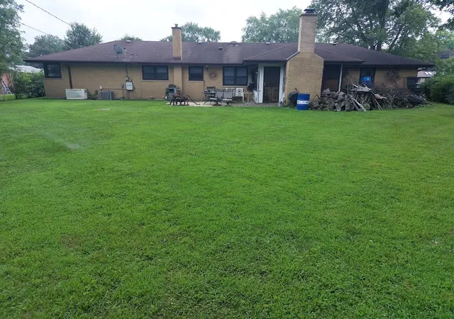 Photo 3 of Single family home for sale at 406 W Marion St, Prospect Heights, IL 60070 | MLS# 12749958 | Listing updated on 2026-09-23