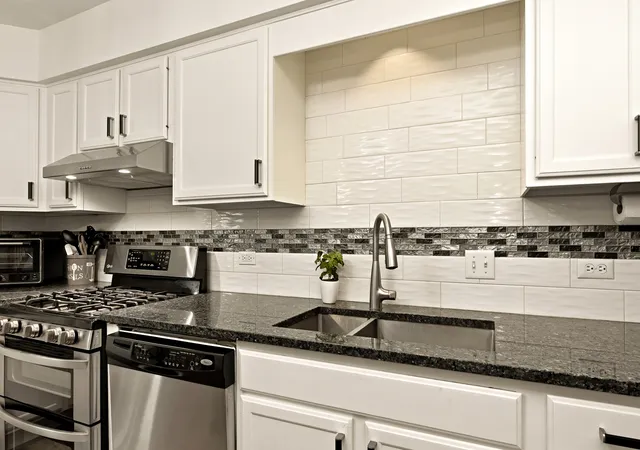 Photo 3 of Townhouse for sale at 365 Inner Cir Dr, Bolingbrook, IL 60490 | MLS# 12750013 | Listing updated on 2026-09-15