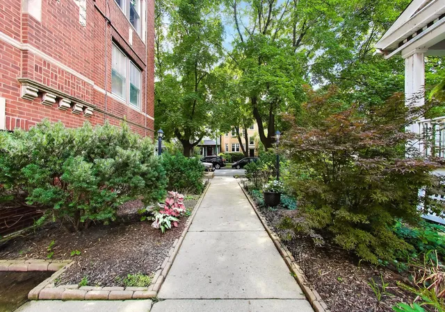 Photo 3 of Condo for sale at 1750 W Granville Ave #2A, Chicago, IL 60660 | MLS# 12750027 | Listing updated on 2026-09-18