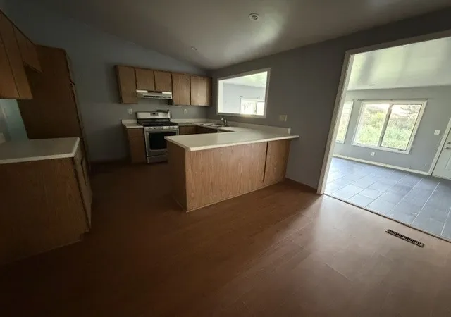 Photo 3 of Single family home for sale at 120 W Pacific St, Essex, IL 60935 | MLS# 12750057 | Listing updated on 2026-09-11