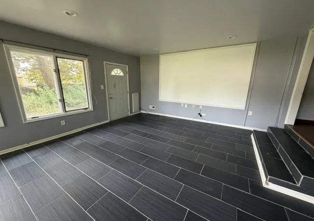 Photo 4 of Single family home for sale at 120 W Pacific St, Essex, IL 60935 | MLS# 12750057 | Listing updated on 2026-09-11