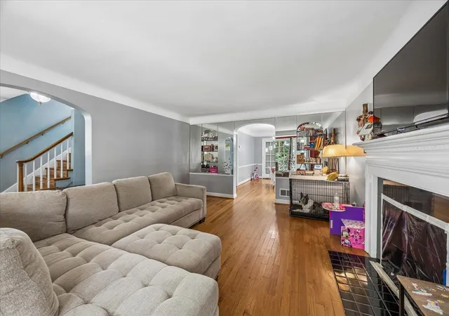 Photo 3 of Single family home for sale at 9117 S Justine St, Chicago, IL 60620 | MLS# 12750191 | Listing updated on 2026-09-08