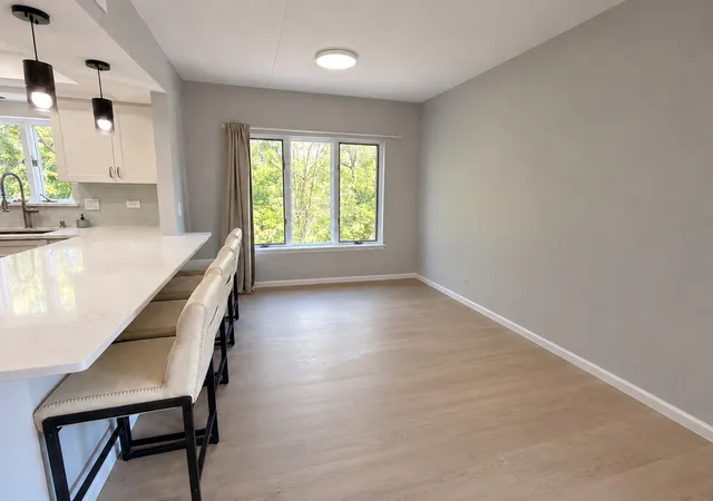 Photo 4 of Condo for sale at 1653 River St #306, Des Plaines, IL 60016 | MLS# 12750317 | Listing updated on 2026-09-14