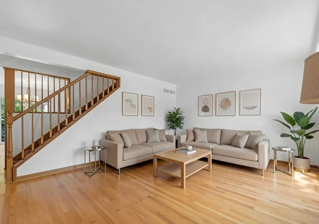 Photo 3 of Townhouse for sale at 1534 Palmgren Dr, Glenview, IL 60025 | MLS# 12750350 | Listing updated on 2026-09-09