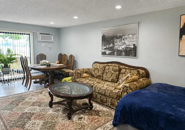 Photo 3 of Condo for sale at 4 Parkside Ct #3, Vernon Hills, IL 60061 | MLS# 12750410 | Listing updated on 2026-10-06