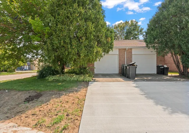 Photo 2 of Condo for sale at 1319 E Harding Dr #A, Urbana, IL 61801 | MLS# 12750450 | Listing updated on 2026-09-16