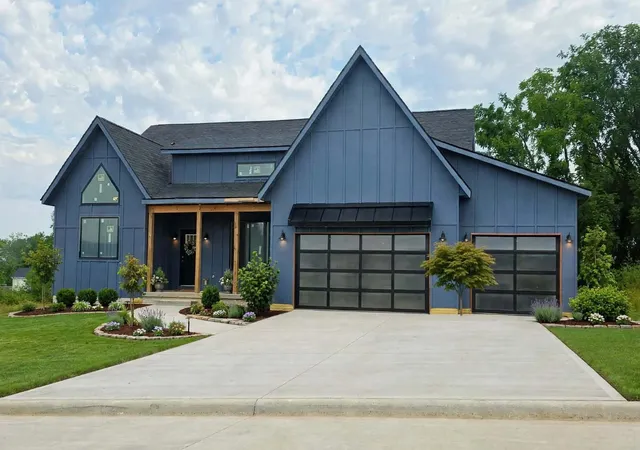 Photo 1 of Single family home for sale at 1916 Zara, Clinton, IA 52732 | MLS# 12750455 | Listing updated on 2026-09-09