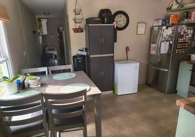 Photo 3 of Manufactured home for sale at 127 Pickwick Bnd, Gardner, IL 60424 | MLS# 12750527 | Listing updated on 2026-09-11
