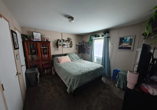 Photo 3 of Manufactured home for sale at 127 Pickwick Bnd, Gardner, IL 60424 | MLS# 12750527 | Listing updated on 2026-09-11