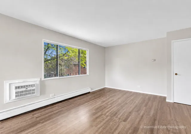 Listing Photo 4 - Condo for sale in building located at 2506 Algonquin Rd, Rolling Meadows, IL 60008 - Unit #18