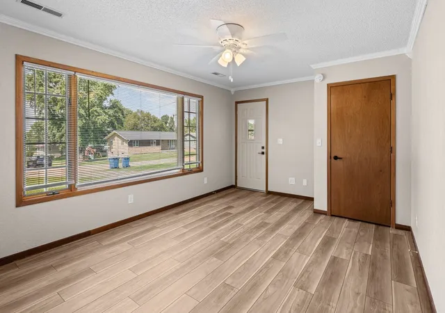Photo 3 of Sale Pending at 101 Riverview Dr, Albany, IL 61230 | MLS# 12750701 | Listing updated on 2026-09-21