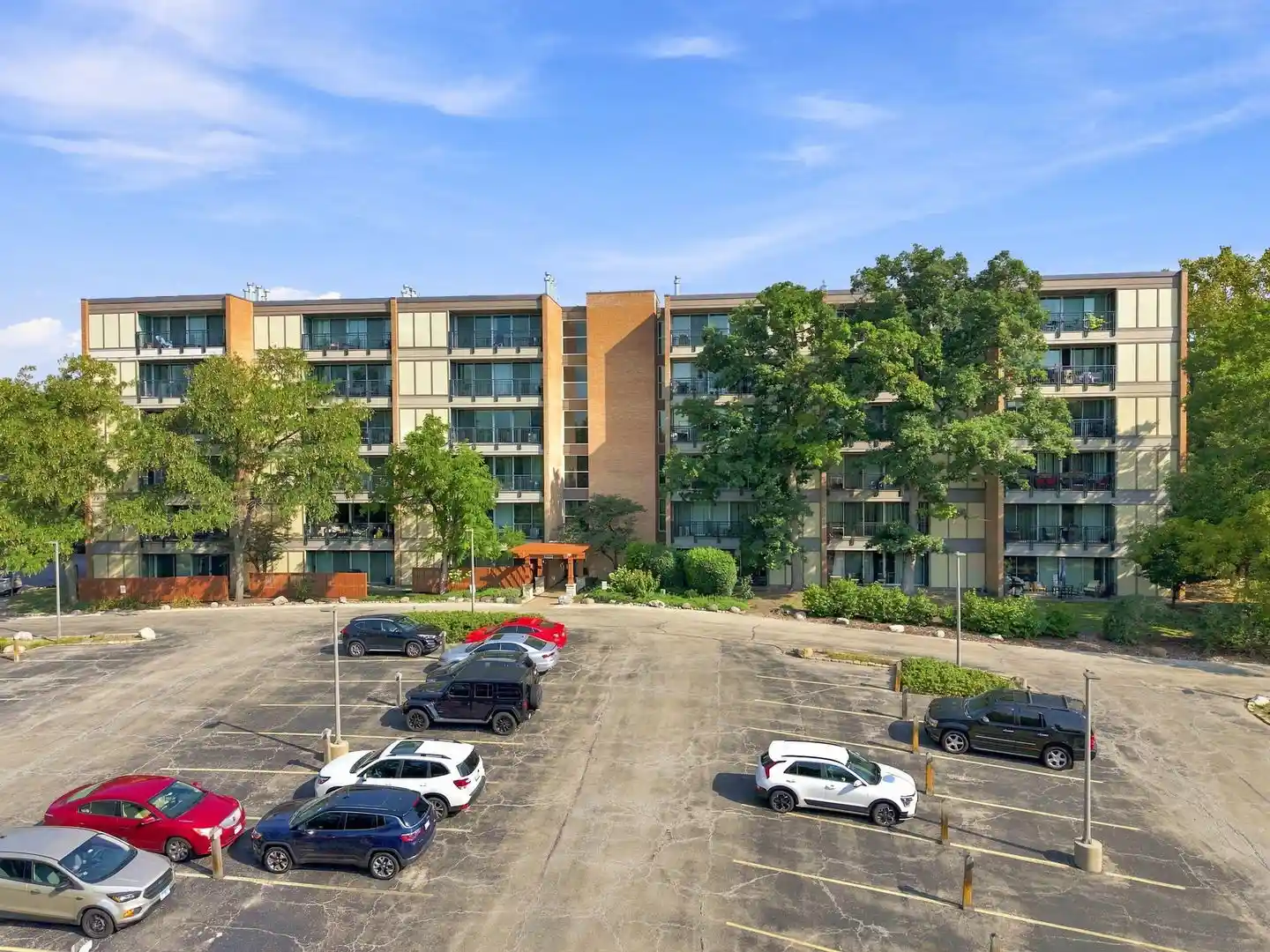 Listing Photo 20 - Condo for sale in 5950 Oakwood Dr located at 5950 Oakwood Dr, Lisle, IL 60532 - Unit #1C