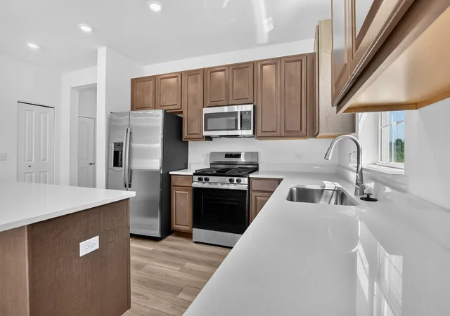 Photo 3 of Single family home for sale at 1269 Prairie Ridge Trl, Antioch, IL 60002 | MLS# 12750713 | Listing updated on 2026-09-15