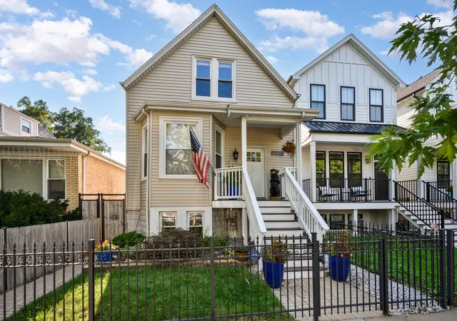 Photo 1 of Sale Pending at 3726 N Albany Ave, Chicago, IL 60618 | MLS# 12750956 | Listing updated on 2026-09-30