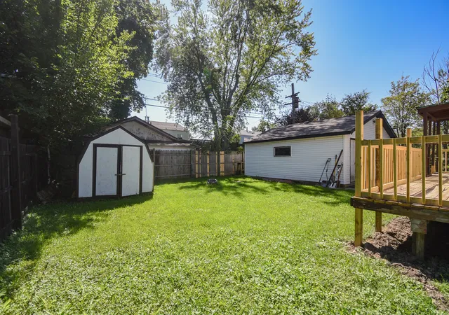 Photo 4 of Single family home for sale at 2816 Osage Cir, Waukegan, IL 60087 | MLS# 12750972 | Listing updated on 2026-09-14