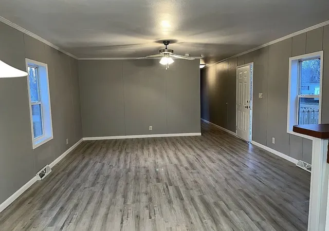 Photo 3 of Manufactured home for sale at 528 Will St, Mahomet, IL 61853 | MLS# 12751429 | Listing updated on 2026-10-18