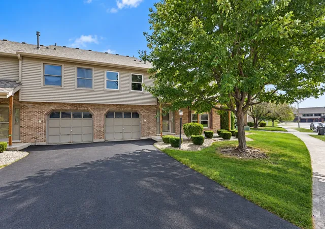 Photo 2 of Condo for sale at 15645 Westminster Dr #0, Orland Park, IL 60462 | MLS# 12751525 | Listing updated on 2026-09-14