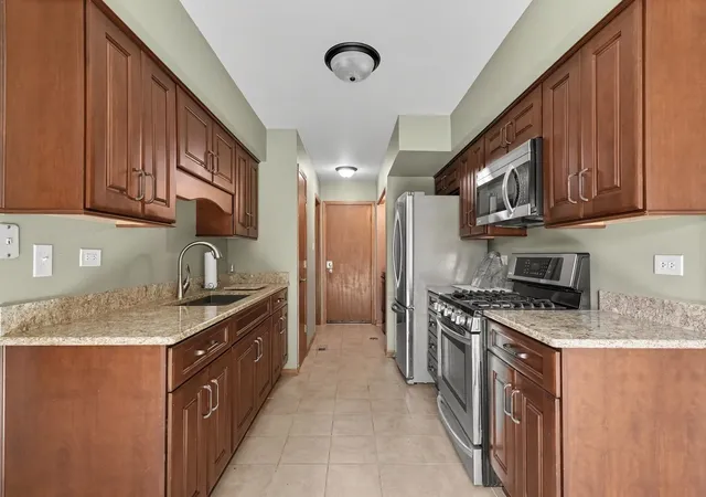 Photo 3 of Condo for sale at 15645 Westminster Dr #0, Orland Park, IL 60462 | MLS# 12751525 | Listing updated on 2026-09-14