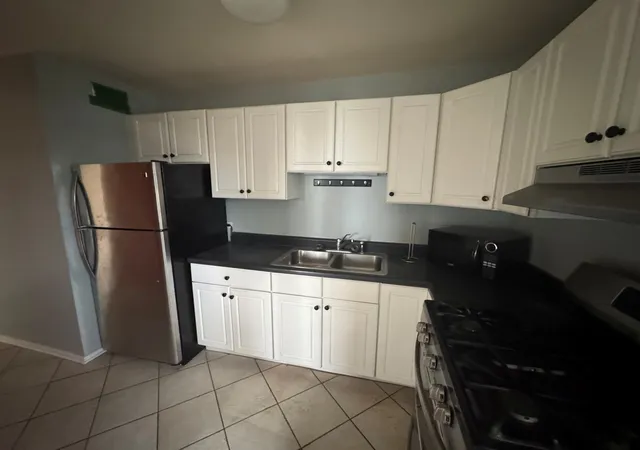 Photo 3 of Condo for sale at 2605 S Indiana Ave #1507, Chicago, IL 60616 | MLS# 12751636 | Listing updated on 2026-09-10