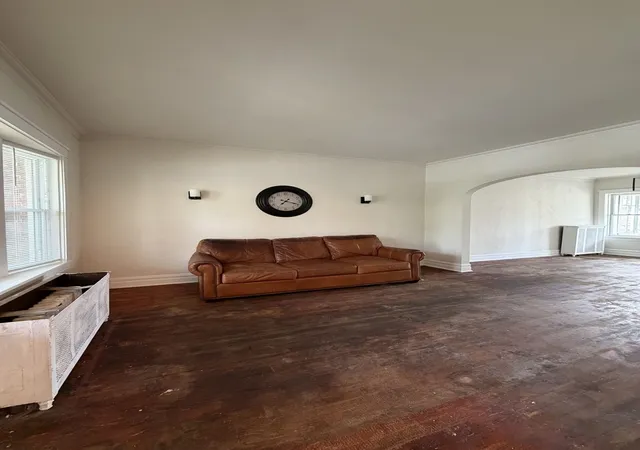 Photo 4 of Sale Pending at 4841 W Quincy St, Chicago, IL 60644 | MLS# 12751657 | Listing updated on 2026-10-05
