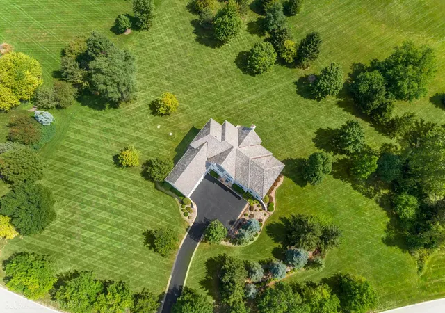 Photo 3 of Single family home for sale at 23733 N Lookout Pointe Rd, Lake Barrington, IL 60010 | MLS# 12751783 | Listing updated on 2026-10-02