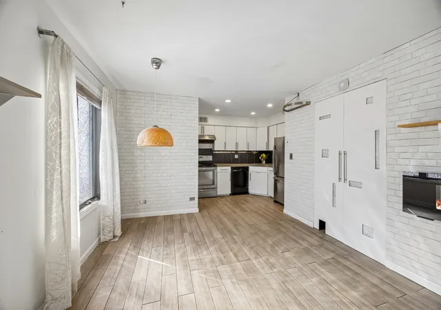 Listing Photo 5 - Condo for sale in building located at 7240 Dixon St, Forest Park, IL 60130 - Unit #A