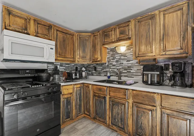Photo 3 of Single family home for sale at 9005 Shady Ln, Wonder Lake, IL 60097 | MLS# 12752024 | Listing updated on 2026-09-11