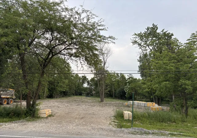 Photo 2 of Land for sale at 3949 Flossmoor Rd, Flossmoor, IL 60422 | MLS# 12752051 | Listing updated on 2026-09-24