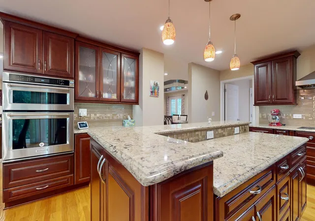 Photo 4 of Single family home for sale at 1309 Witney Ln, Buffalo Grove, IL 60089 | MLS# 12752095 | Listing updated on 2026-09-10
