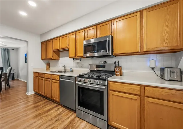 Photo 4 of Townhouse for sale at 1342 Arlington Ct, Geneva, IL 60134 | MLS# 12752099 | Listing updated on 2026-09-12