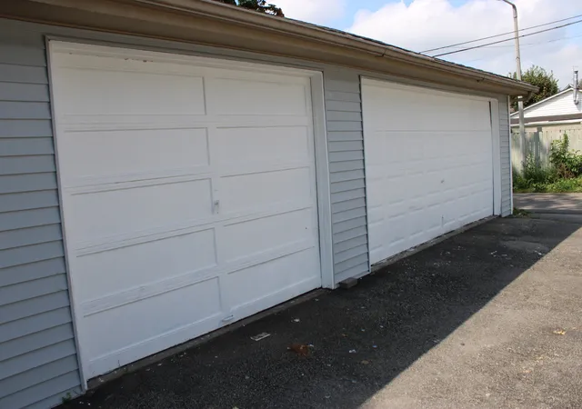 Photo 3 of Multi family home for sale at 764 E New York St, Aurora, IL 60505 | MLS# 12752255 | Listing updated on 2026-09-25