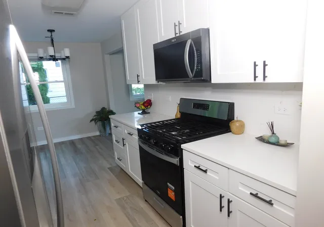 Photo 3 of Single family home for sale at 212 N Pinecrest Rd, Bolingbrook, IL 60440 | MLS# 12752256 | Listing updated on 2026-09-11