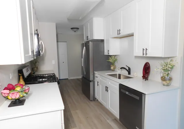 Photo 3 of Single family home for sale at 212 N Pinecrest Rd, Bolingbrook, IL 60440 | MLS# 12752256 | Listing updated on 2026-09-11