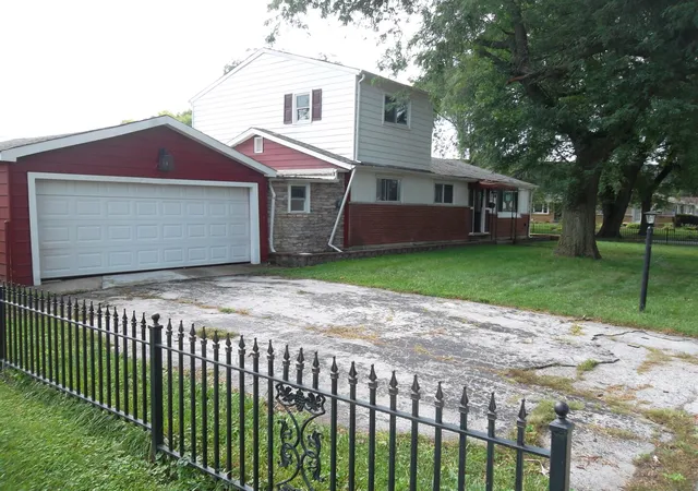 Photo 2 of Single family home for sale at 14045 S Claire Blvd, Robbins, IL 60472 | MLS# 12752315 | Listing updated on 2026-09-11
