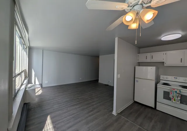 Photo 4 of Condo for sale at 6171 N Sheridan Rd #1408, Chicago, IL 60660 | MLS# 12752363 | Listing updated on 2026-09-22