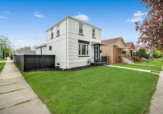 Photo 3 of Single family home for sale at 3601 S 56th Court, Cicero, IL 60804 | MLS# 12752405 | Listing updated on 2026-09-11