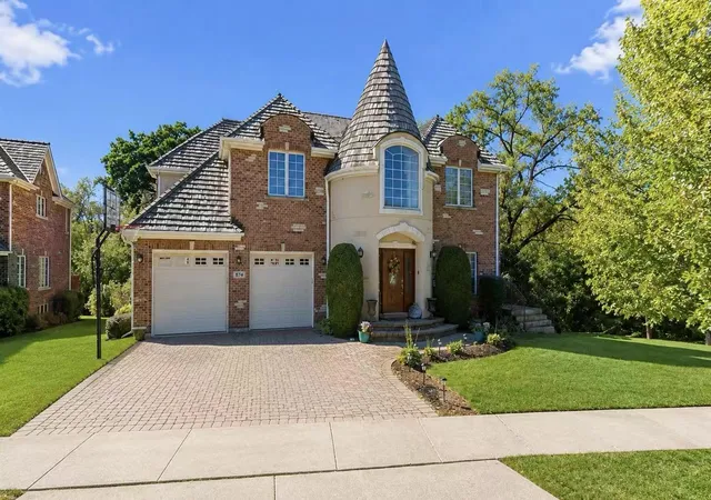 Photo 3 of Mansion for sale at 874 Writer Ct, Vernon Hills, IL 60061 | MLS# 12752429 | Listing updated on 2026-09-11
