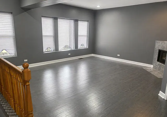 Photo 3 of Condo for sale at 122 E 49th Street #106, Chicago, IL 60615 | MLS# 12752466 | Listing updated on 2026-09-11
