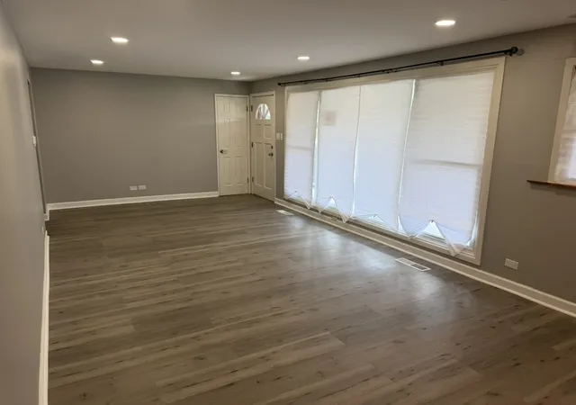 Photo 3 of Single family home for sale at 18921 John Ave, Country Club Hills, IL 60478 | MLS# 12752495 | Listing updated on 2026-09-19