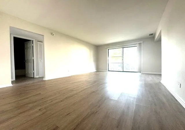 Photo 3 of Condo for sale at 2000 Bayside Dr #110, Palatine, IL 60074 | MLS# 12752532 | Listing updated on 2026-09-11