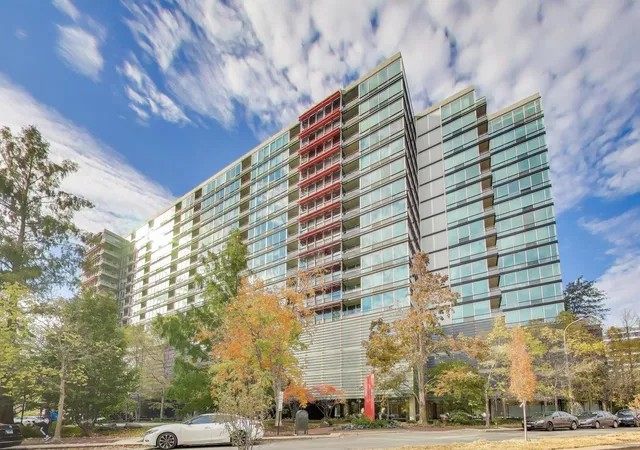 Listing Photo 1 - Condo for sale in building located at 800 Elgin Rd, Evanston, IL 60201 - Unit #1419