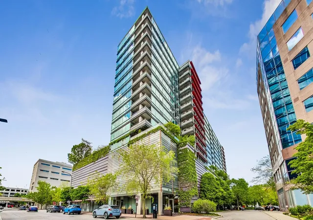 Listing Photo 3 - Condo for sale in building located at 800 Elgin Rd, Evanston, IL 60201 - Unit #1419